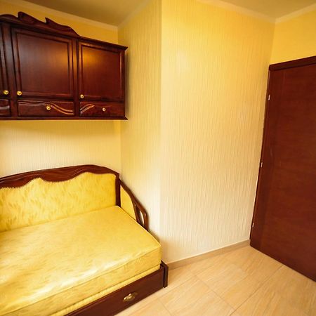 Villa Dolphin Apartments Petrovac Δωμάτιο φωτογραφία