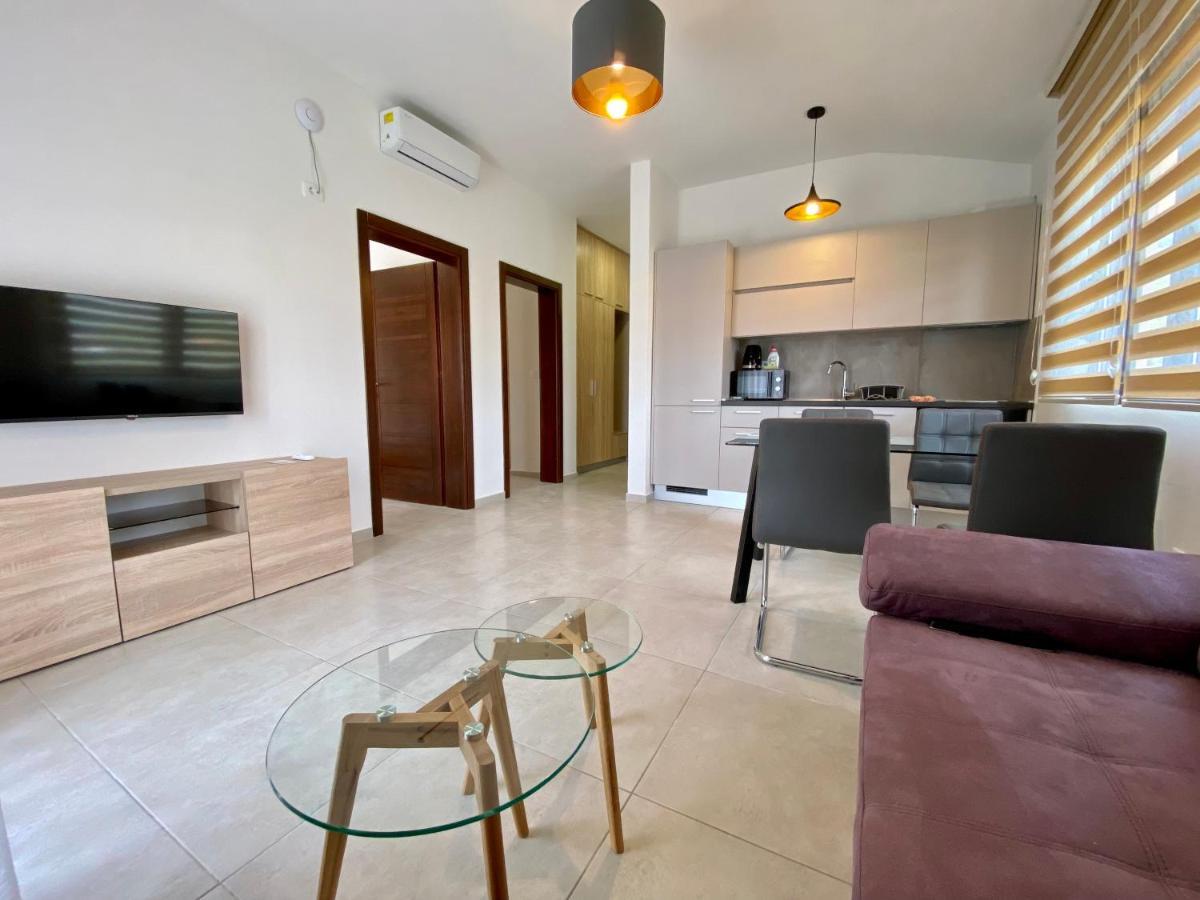 Villa Dolphin Apartments Petrovac Εξωτερικό φωτογραφία