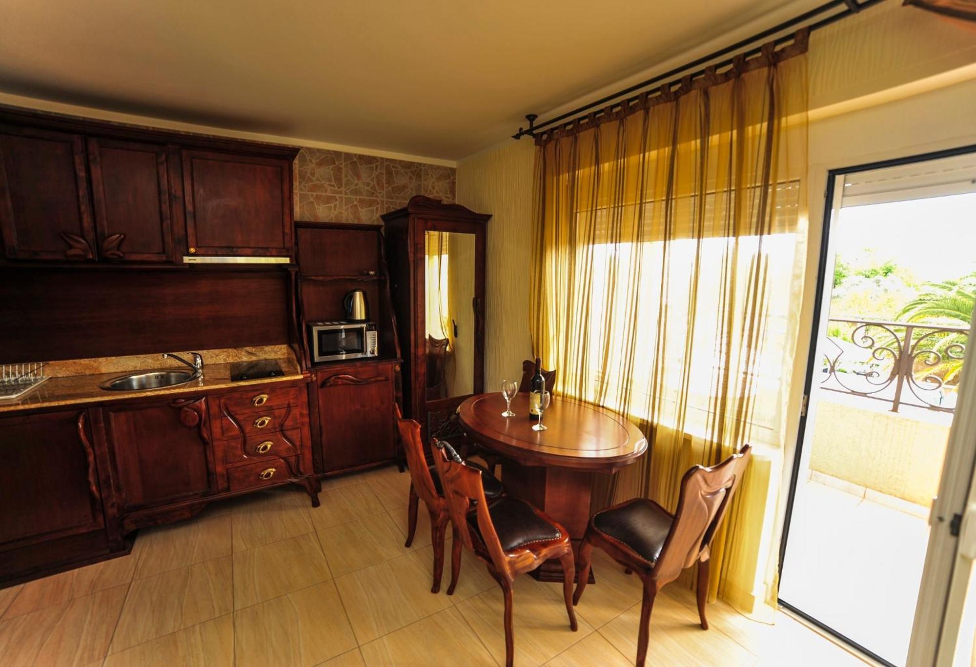 Villa Dolphin Apartments Petrovac Δωμάτιο φωτογραφία