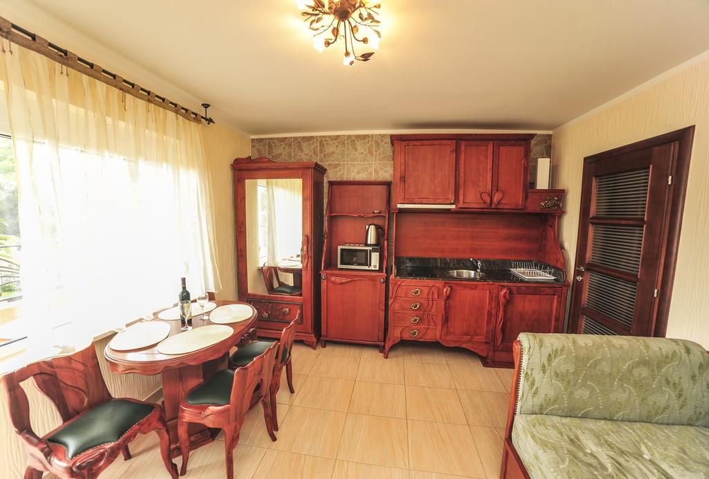 Villa Dolphin Apartments Petrovac Εξωτερικό φωτογραφία
