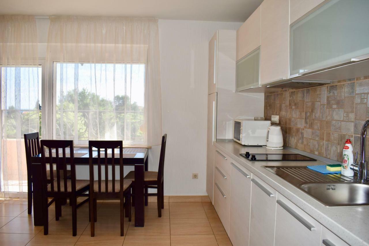 Villa Dolphin Apartments Petrovac Εξωτερικό φωτογραφία